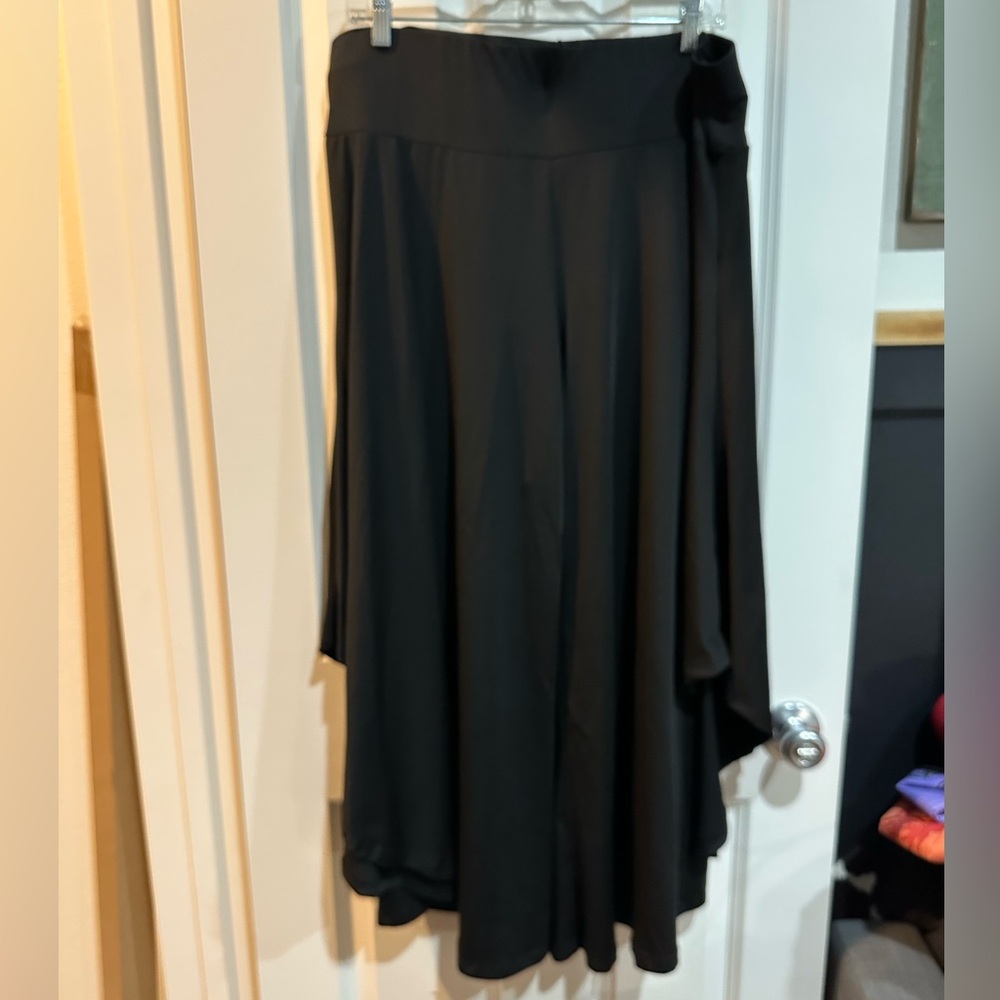 SHEIN Black Asymmetrical Women's Skirt